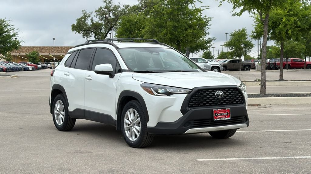 2024 Toyota Corolla Cross LE
