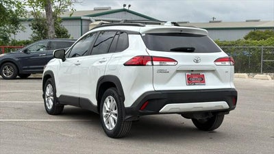 2024 Toyota Corolla Cross LE