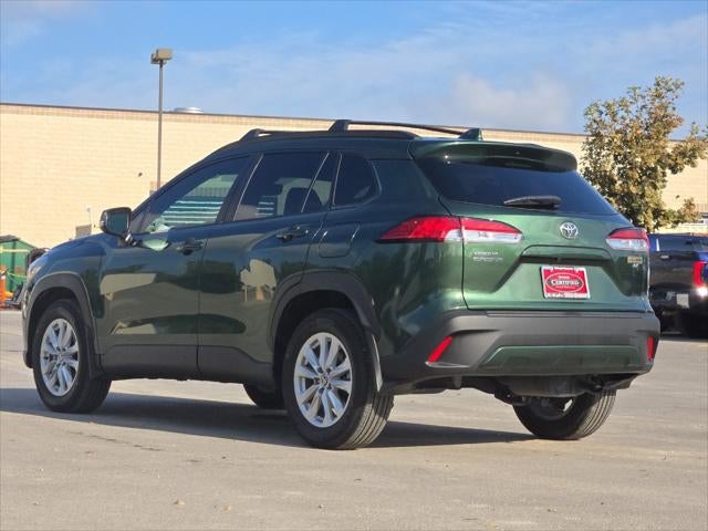 2024 Toyota Corolla Cross LE