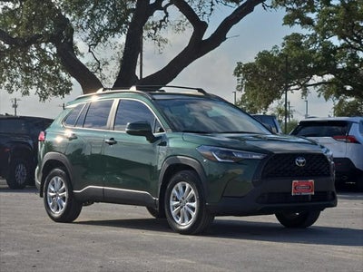 2024 Toyota Corolla Cross LE