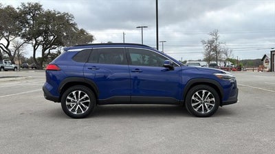 2023 Toyota Corolla Cross XLE