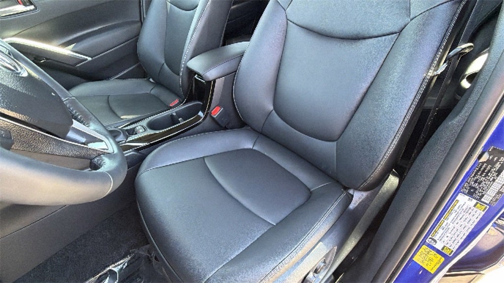 2025 Toyota Corolla Cross XLE