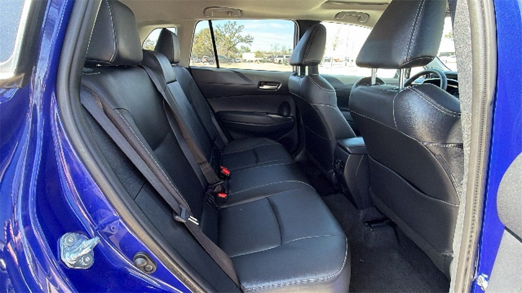 2025 Toyota Corolla Cross XLE