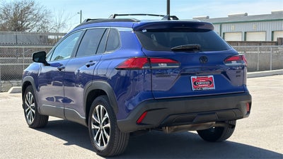 2025 Toyota Corolla Cross XLE