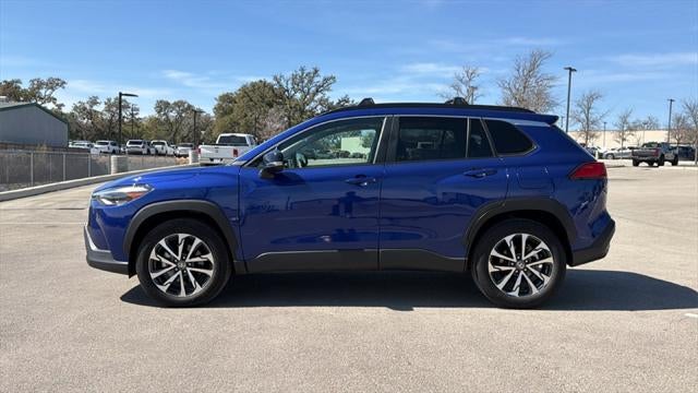 2025 Toyota Corolla Cross XLE