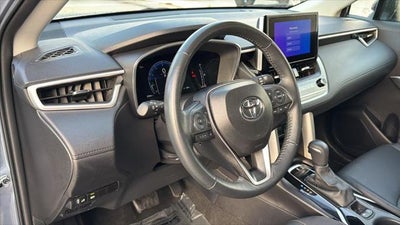 2025 Toyota Corolla Cross XLE