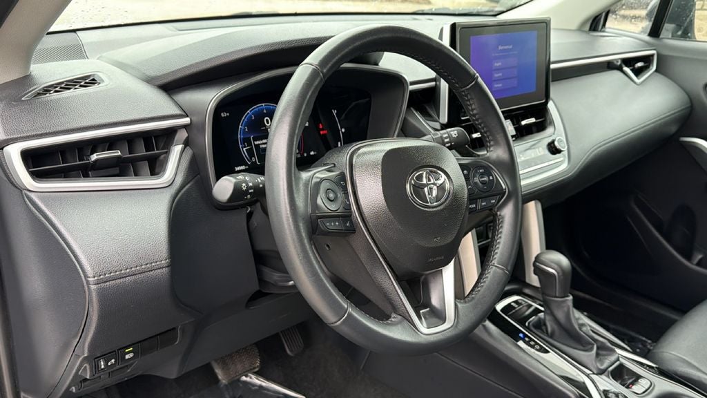 2025 Toyota Corolla Cross XLE