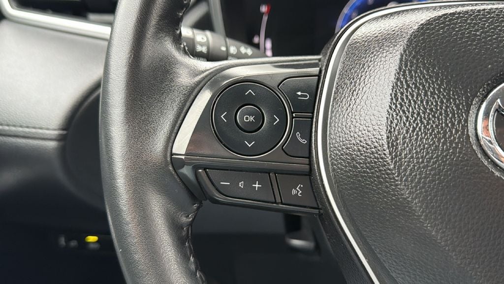 2025 Toyota Corolla Cross XLE