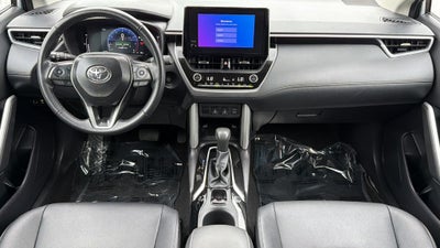 2025 Toyota Corolla Cross XLE