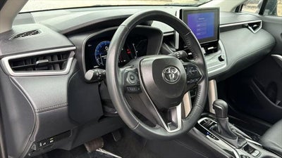 2025 Toyota Corolla Cross XLE