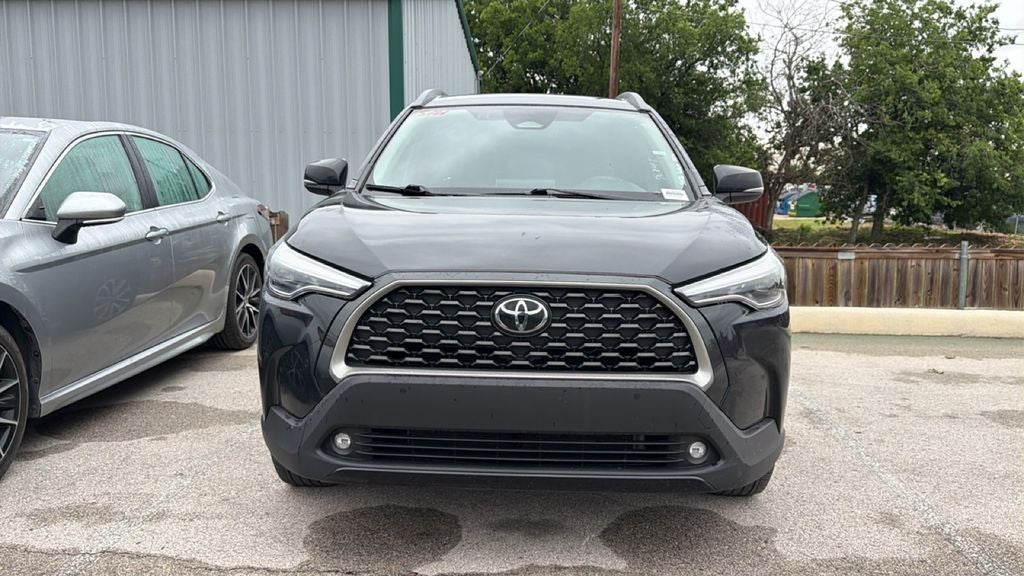 2024 Toyota Corolla Cross XLE