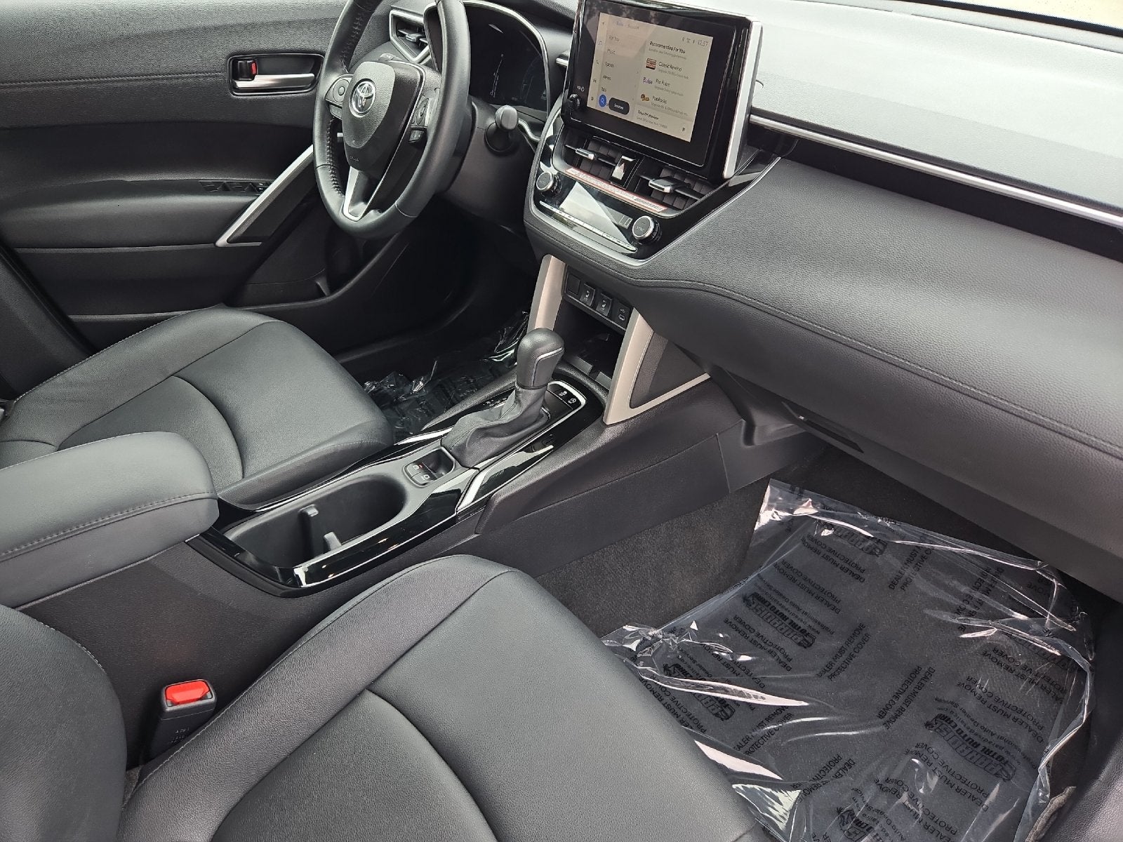 2025 Toyota Corolla Cross XLE