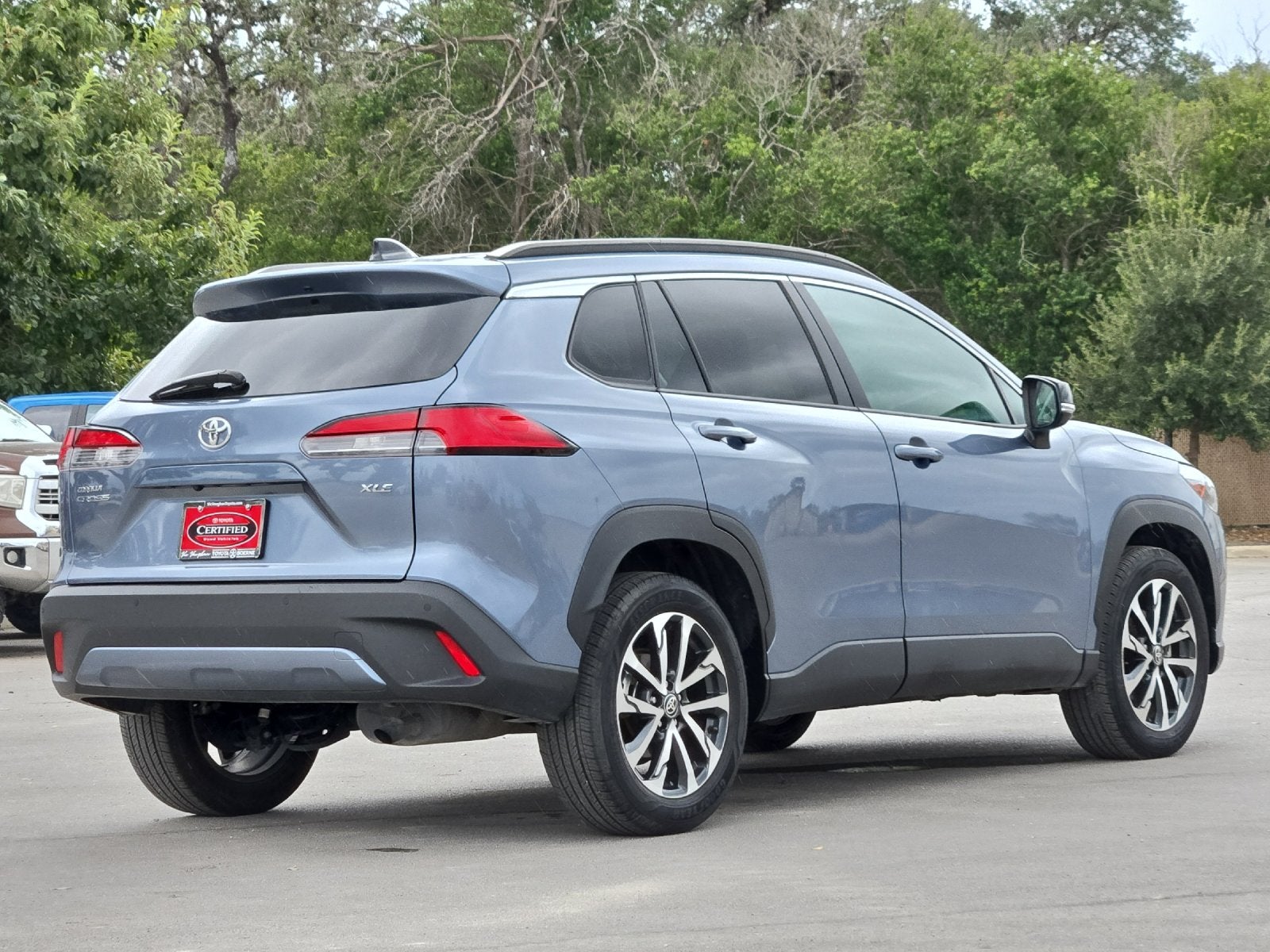 2025 Toyota Corolla Cross XLE