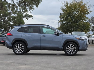 2025 Toyota Corolla Cross XLE