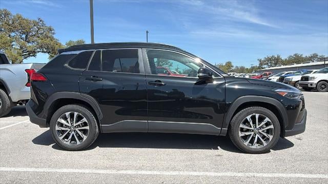 2025 Toyota Corolla Cross XLE