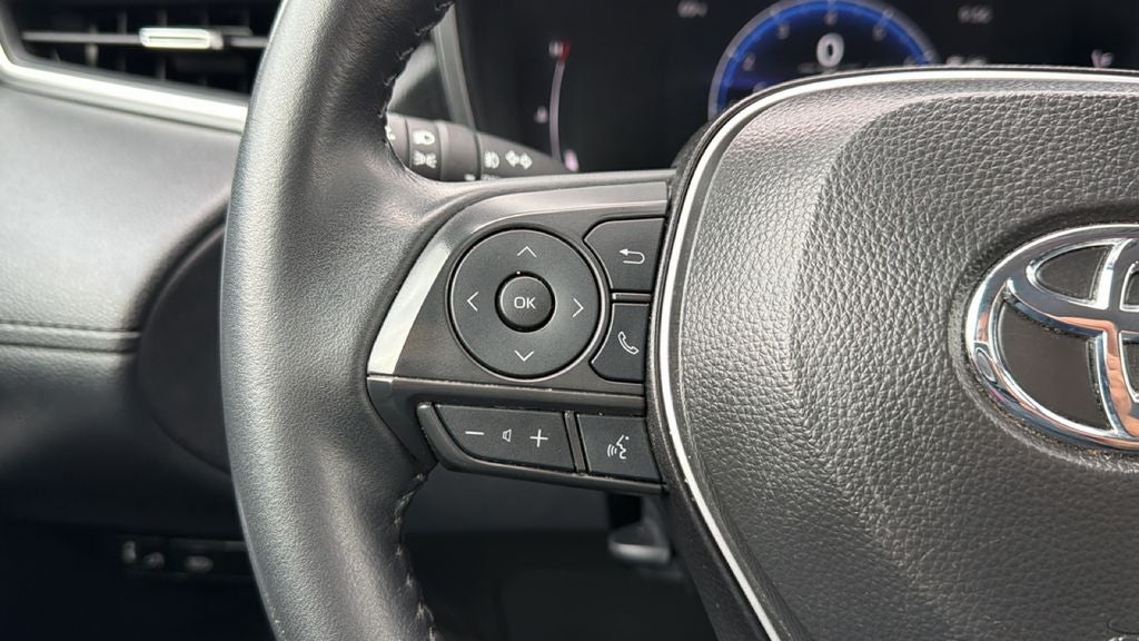 2025 Toyota Corolla Cross XLE