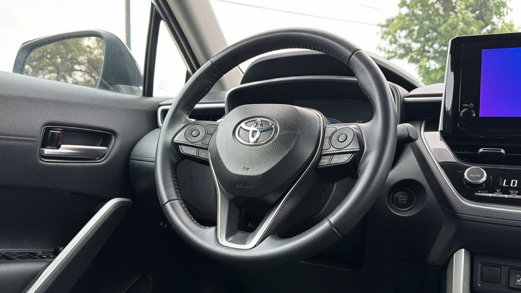2025 Toyota Corolla Cross XLE