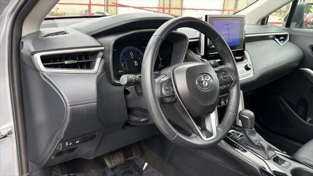 2025 Toyota Corolla Cross XLE