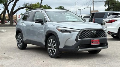 2025 Toyota Corolla Cross XLE