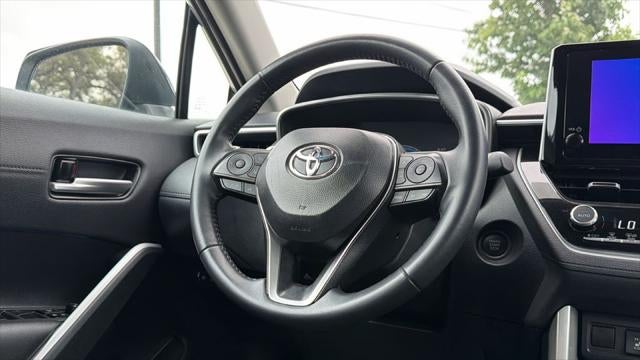 2025 Toyota Corolla Cross XLE