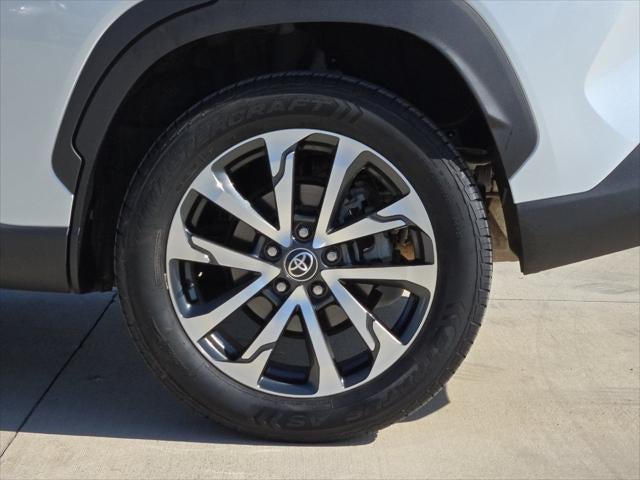 2023 Toyota Corolla Cross XLE