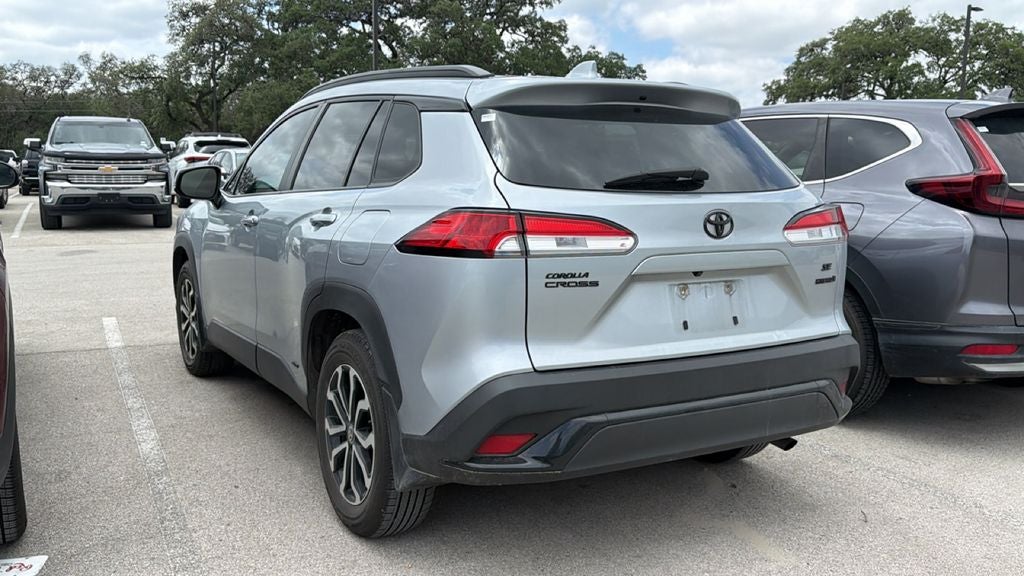 2023 Toyota Corolla Cross Hybrid SE