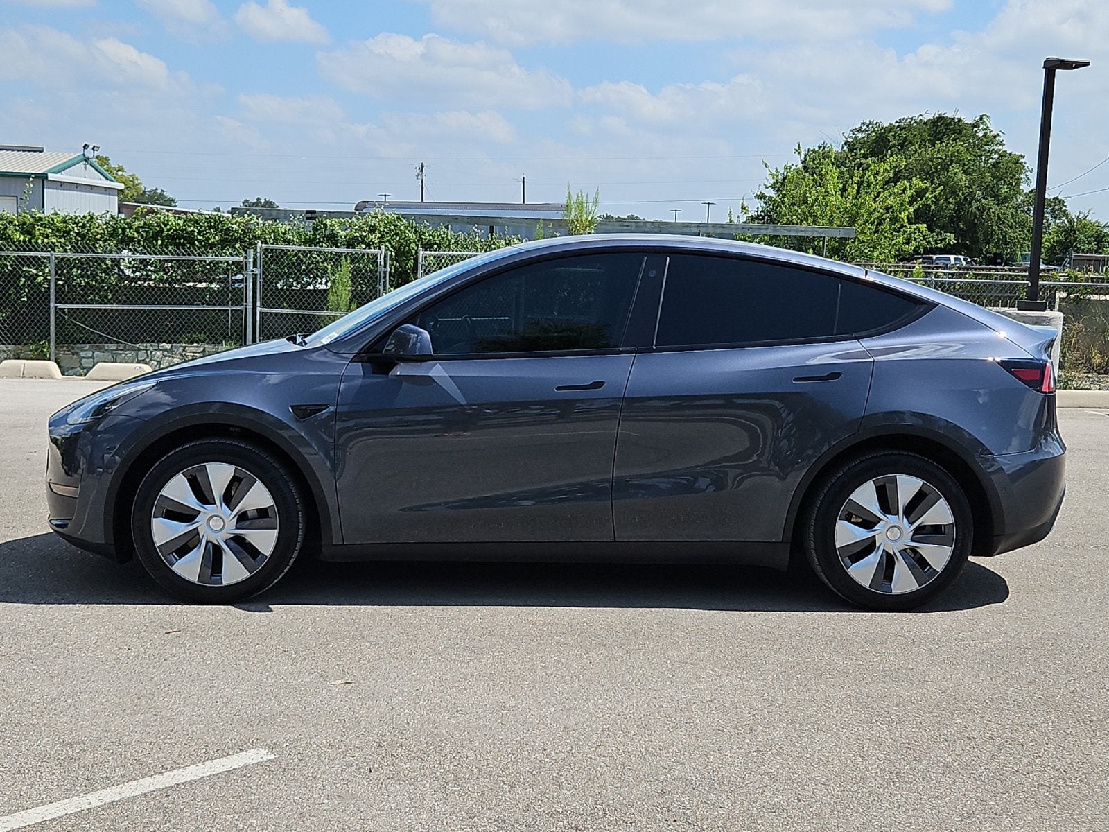 2022 Tesla Y Long Range