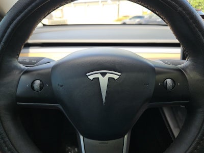 2022 Tesla Y Long Range