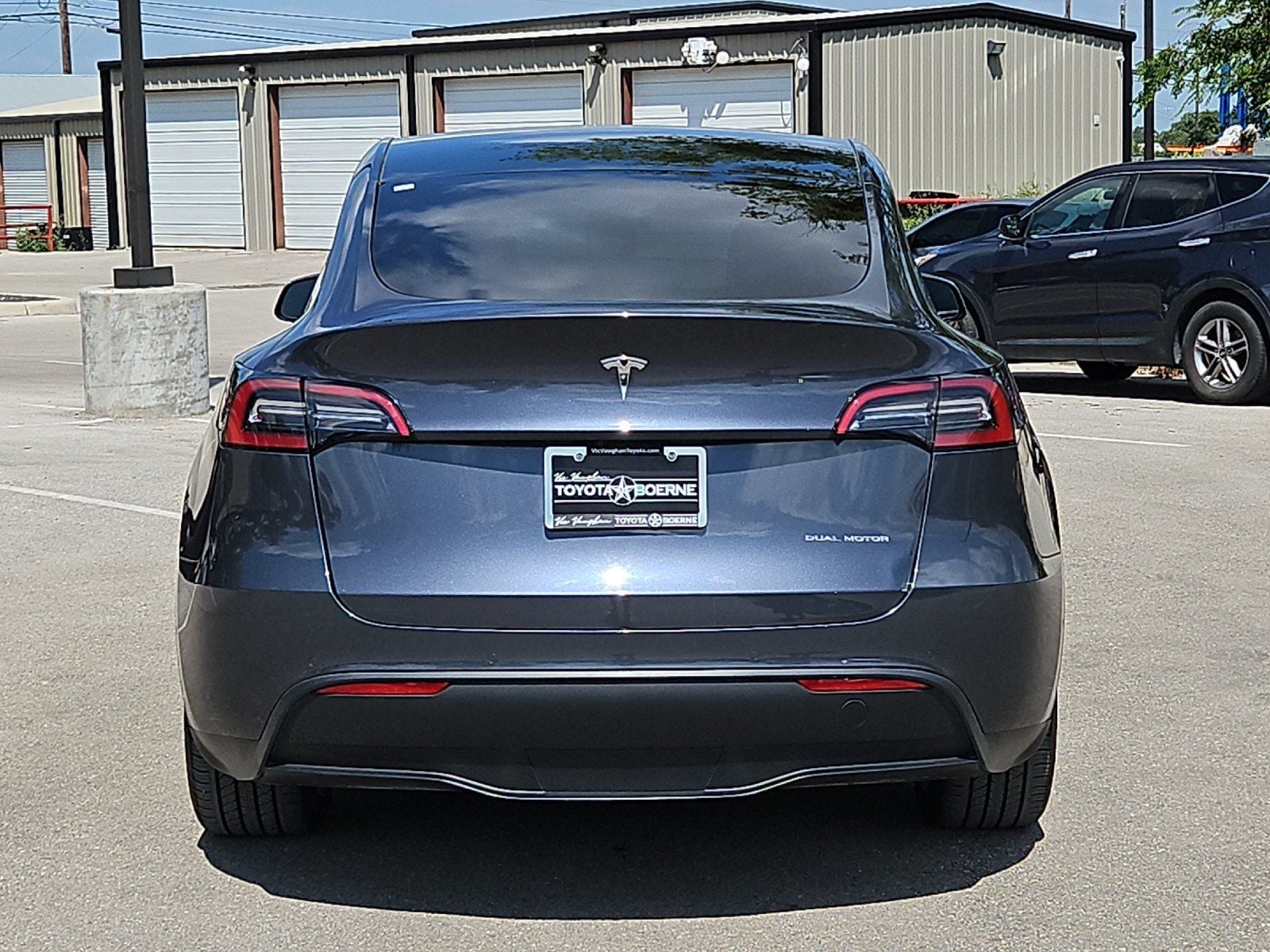 2022 Tesla Y Long Range