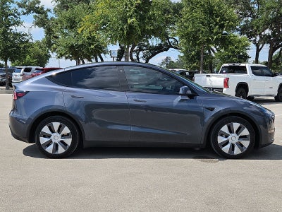 2022 Tesla Y Long Range