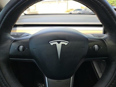 2022 Tesla Y Long Range