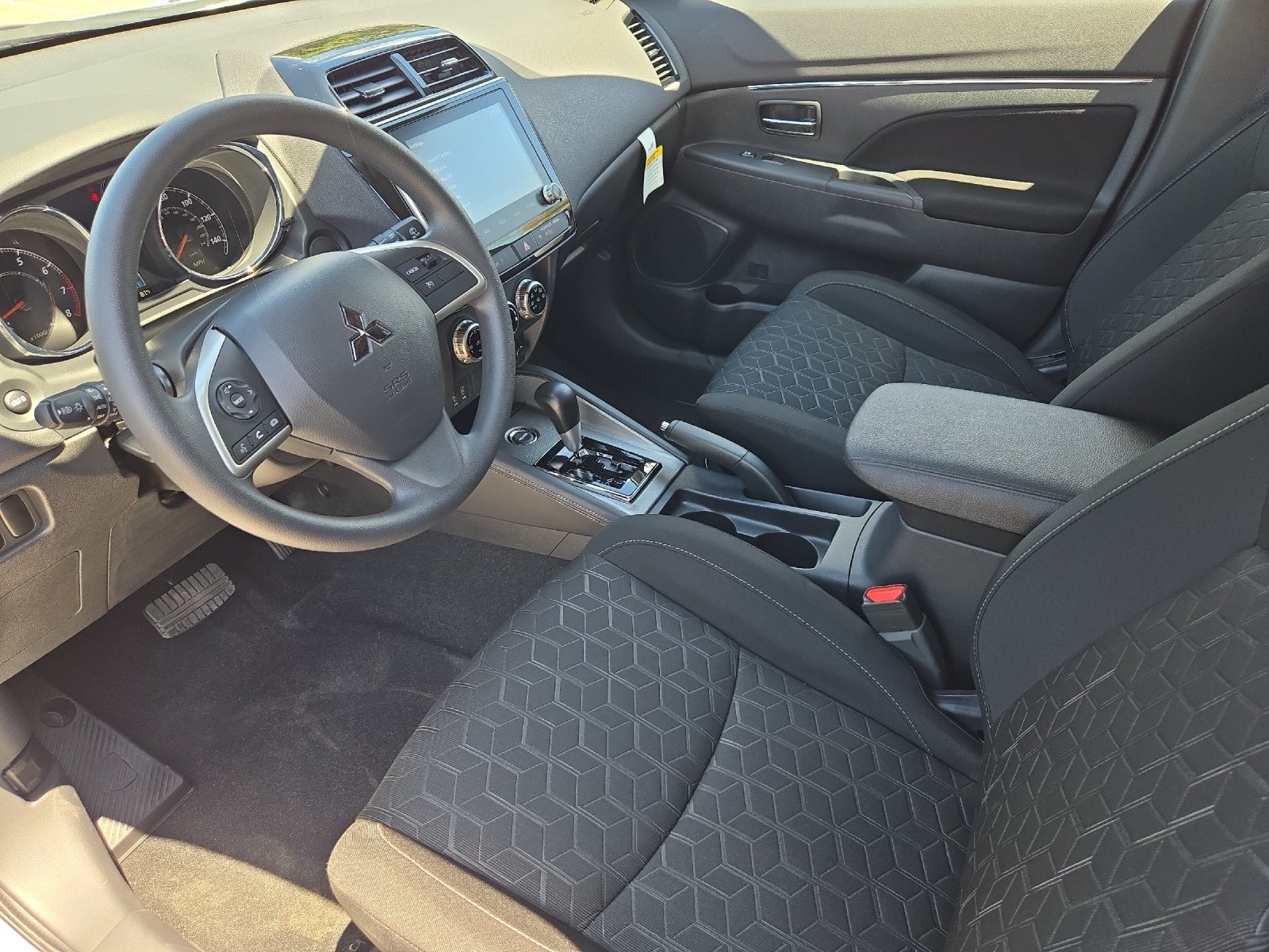 2026 Mitsubishi Outlander 2.0 LE