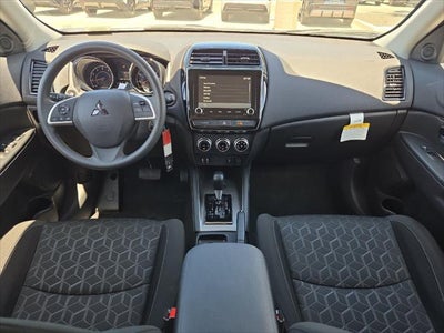 2026 Mitsubishi Outlander 2.0 LE