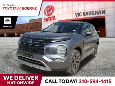 2022 Mitsubishi Outlander SE