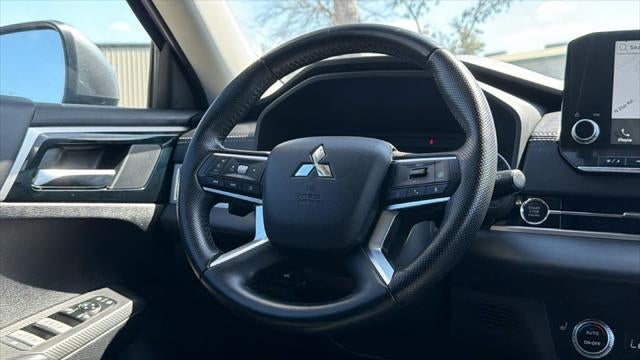 2022 Mitsubishi Outlander SE