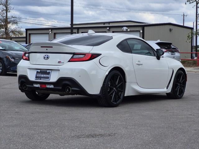 2024 Toyota GR86 Premium