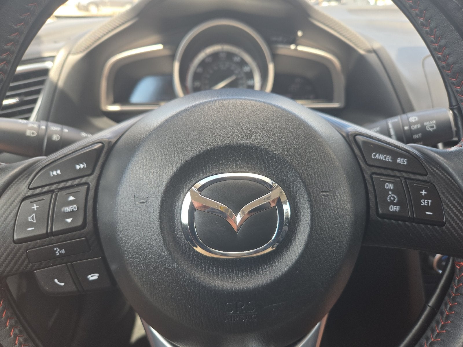 2015 Mazda Mazda3 i Grand Touring