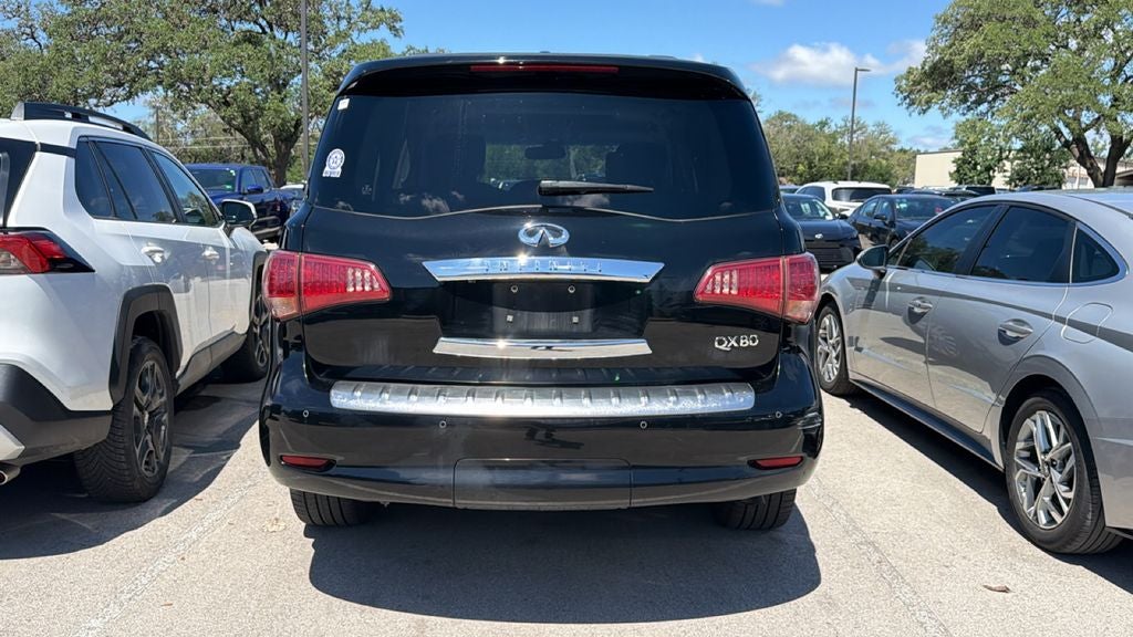2016 INFINITI QX80 Base