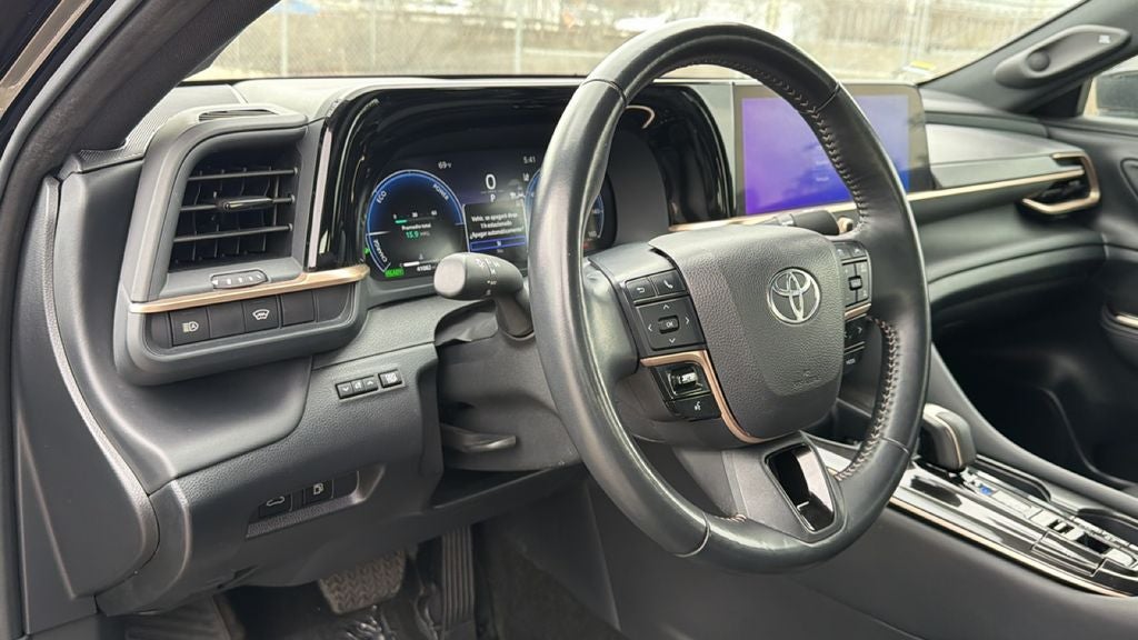 2024 Toyota Crown Limited