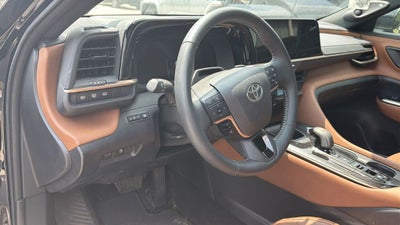 2025 Toyota Crown Signia Limited