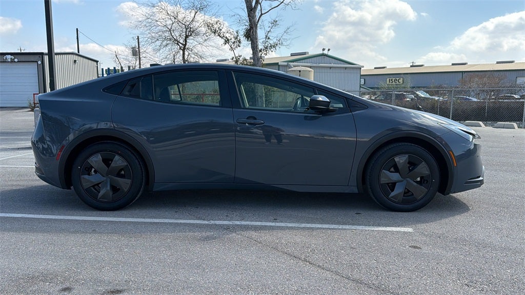 2024 Toyota Prius LE