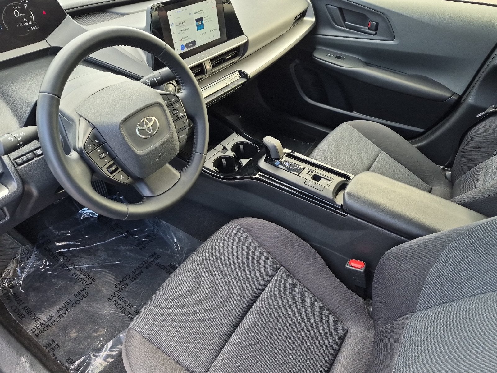 2025 Toyota Prius LE