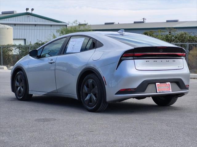 2025 Toyota Prius LE