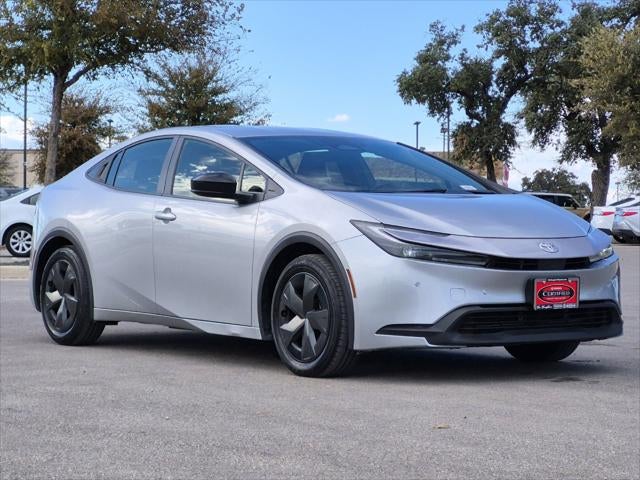 2025 Toyota Prius LE