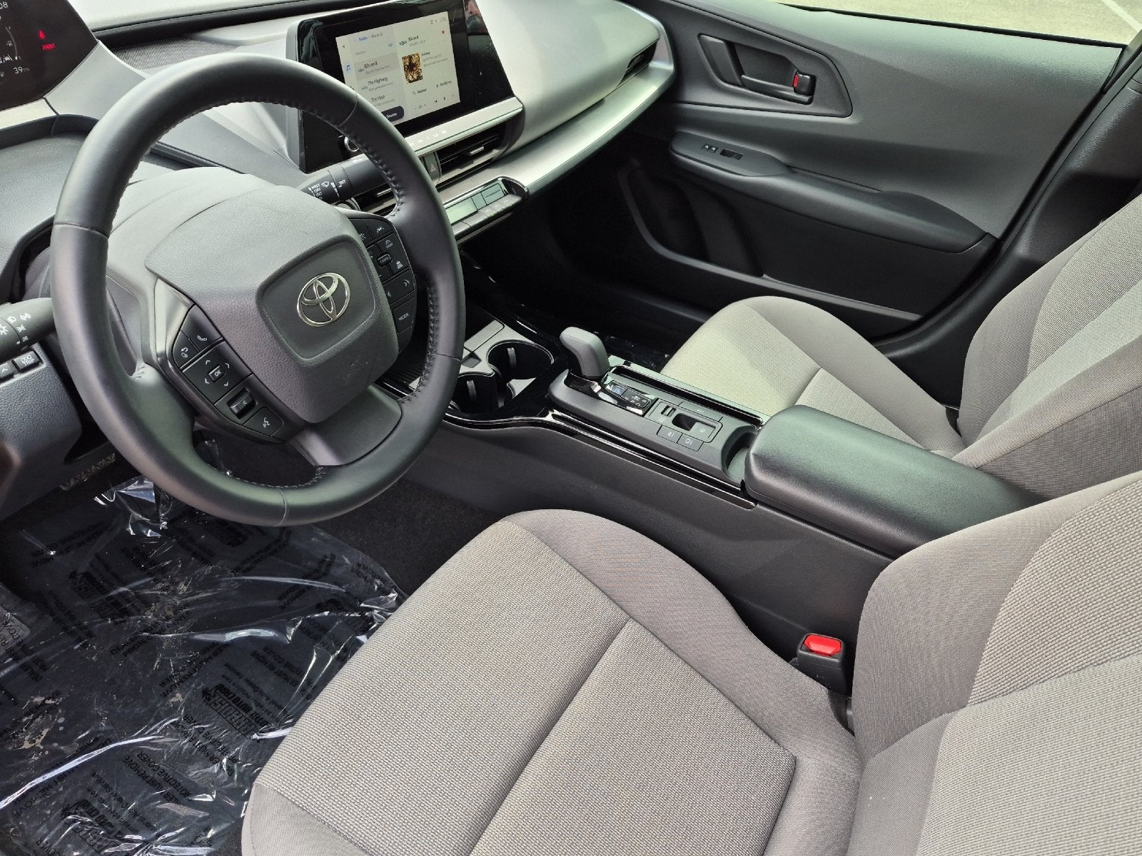2025 Toyota Prius LE