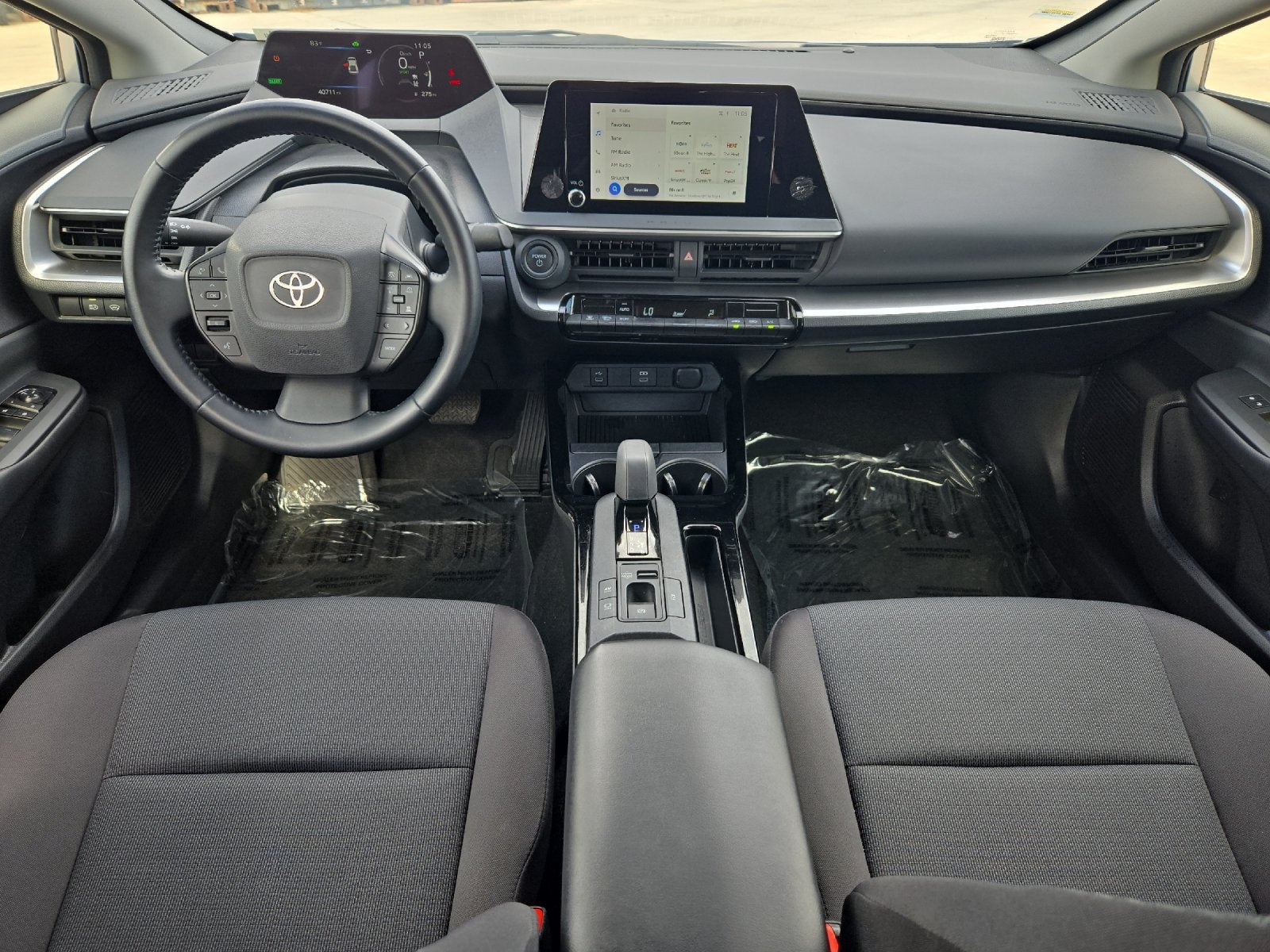 2025 Toyota Prius LE