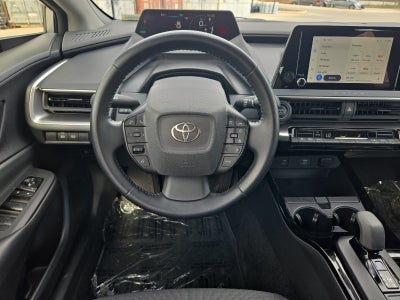 2025 Toyota Prius LE