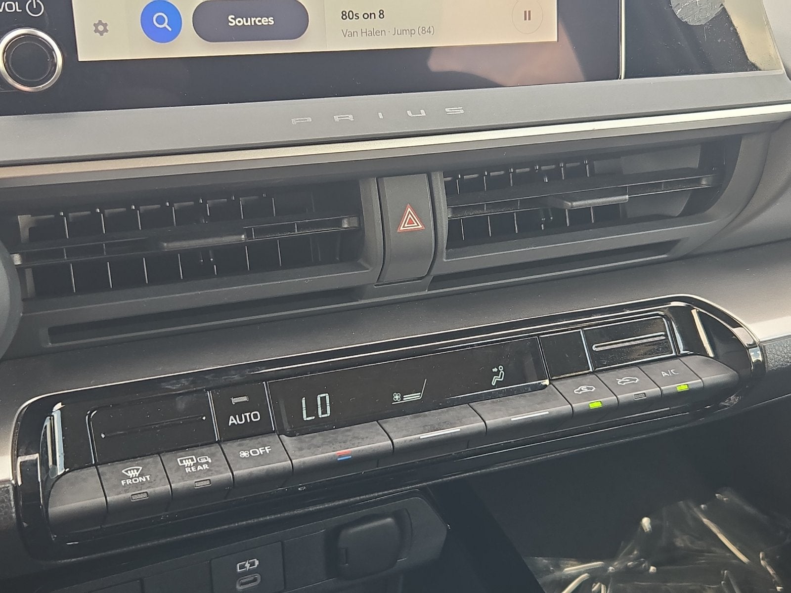 2025 Toyota Prius LE