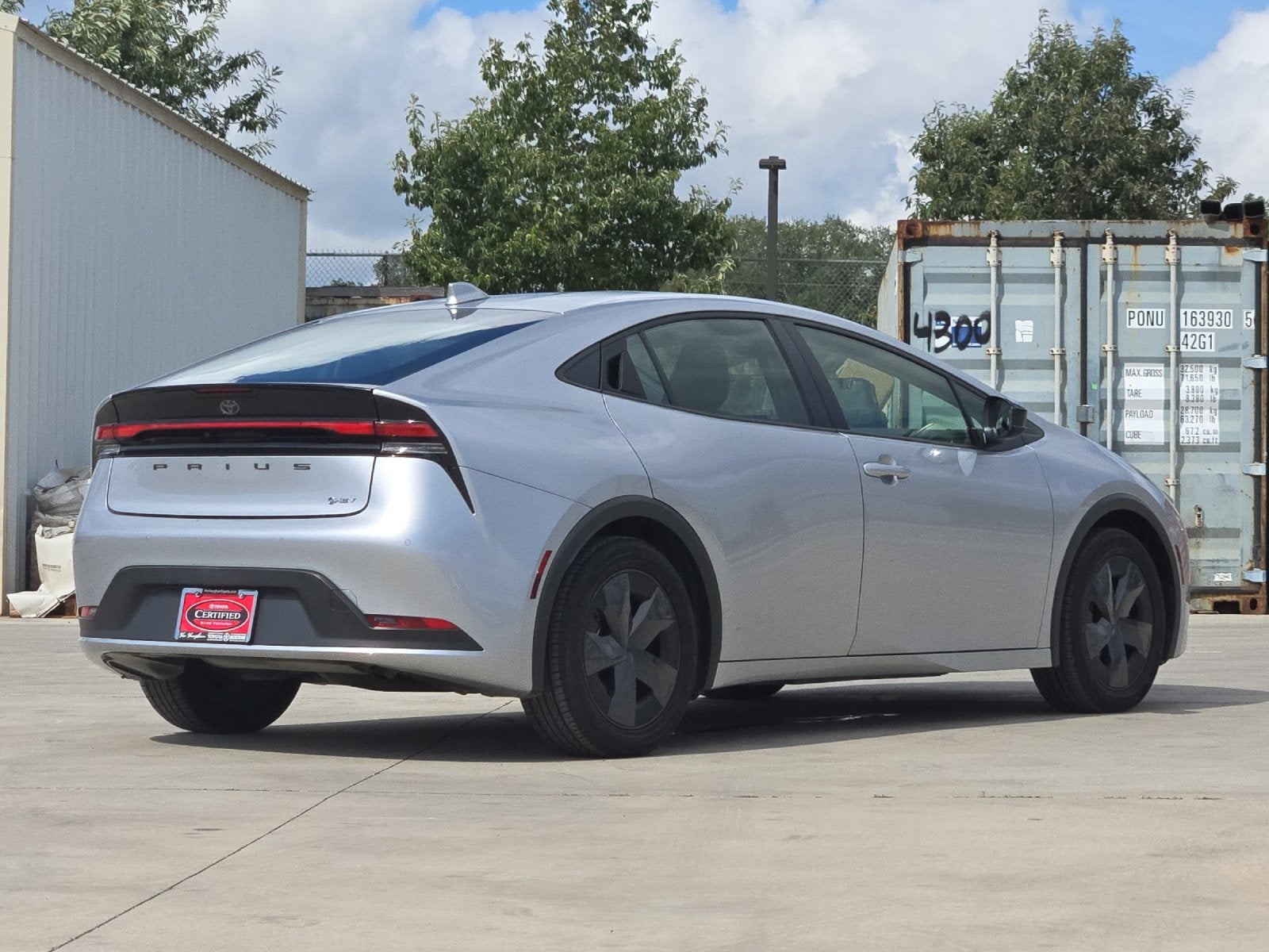 2025 Toyota Prius LE