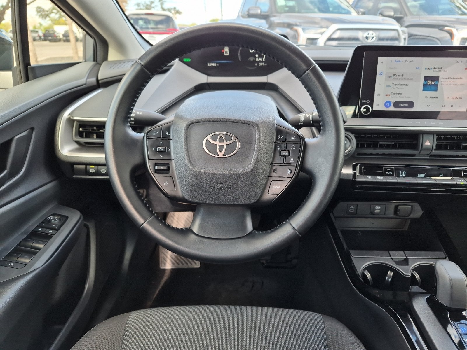2025 Toyota Prius LE